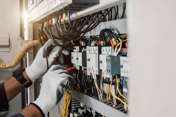 Best Local Electrician Companies  in Central, TN